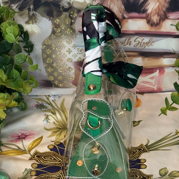 Green Handbag Set NWT - Picture 6 of 14